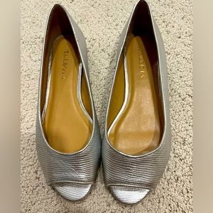 Talbots peep toe size 8 flats